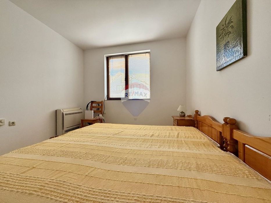 Южен апартамент с две спални и нескриваема морска гледка за продажба,