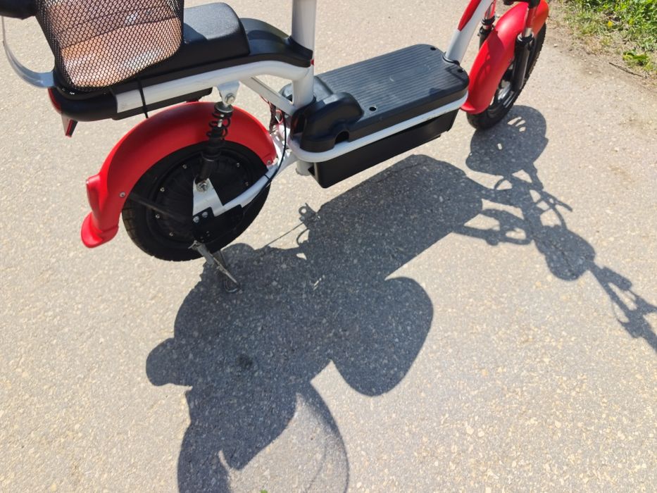 Електрически скутер EcoWay B13, 350W, двуместен, 35 km/h