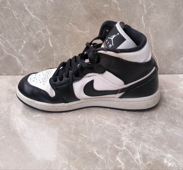 AIR JORDAN 1 MID PANDA номер 39
Panda ,1/3