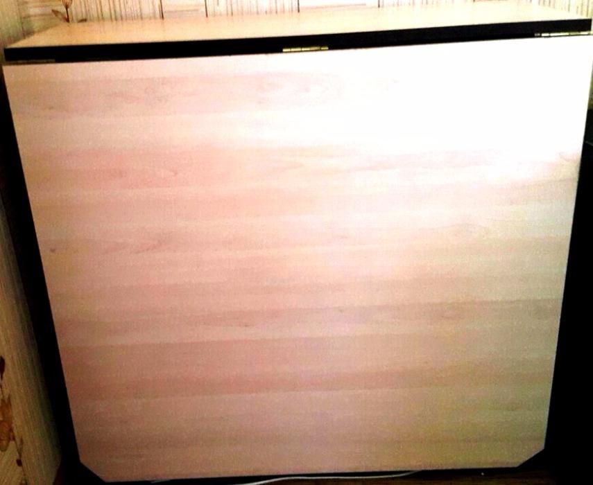 Продам стол-книжку б/у