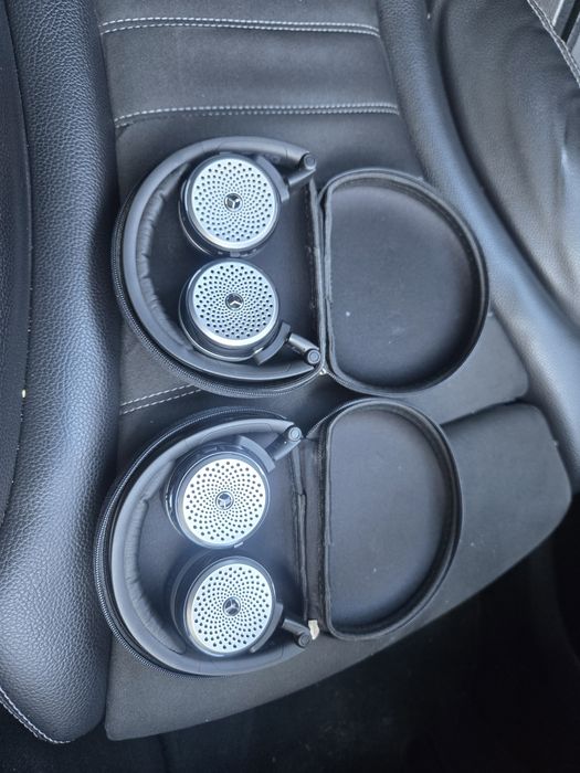 Casti mercedes benz
