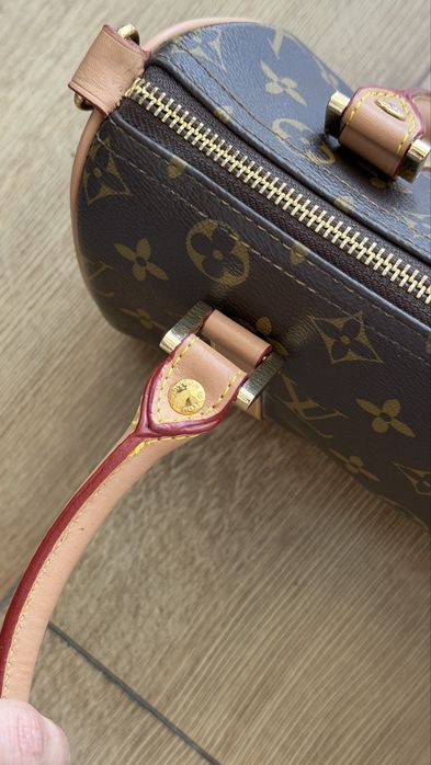 Geanta Louis vuitton Foarte frumoasa