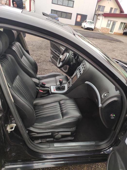 Vând alfa Romeo 159