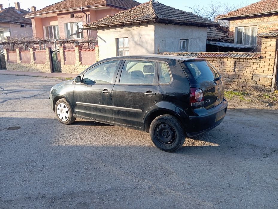 Продавам VW Polo 9n 1.2 На Части