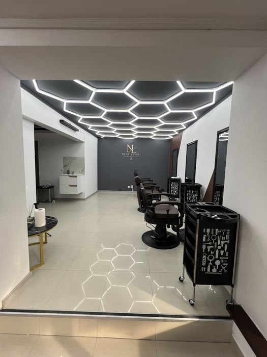 Inchiriez scaun frizerie! Salonul Next Level este in cautare de colaboratori!