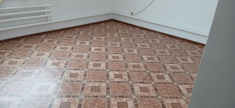 Продам бу линолиум дешево