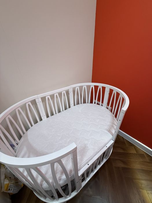 Продам детскую кроватку б/у