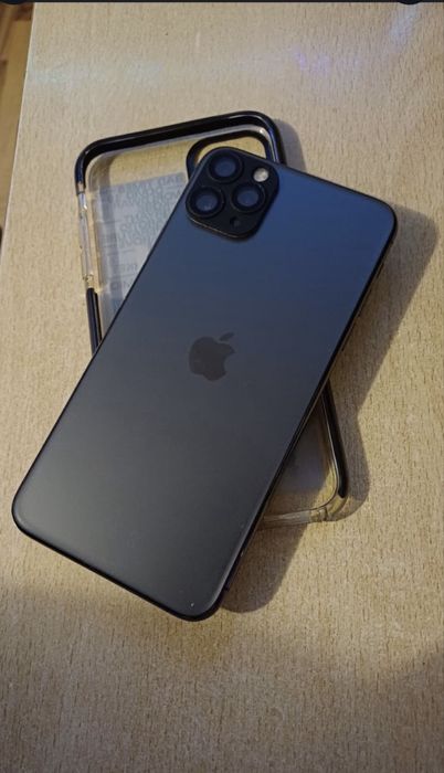 Iphone 11 pro max.