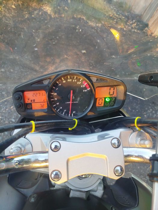 Продам Suzuki GSR 400