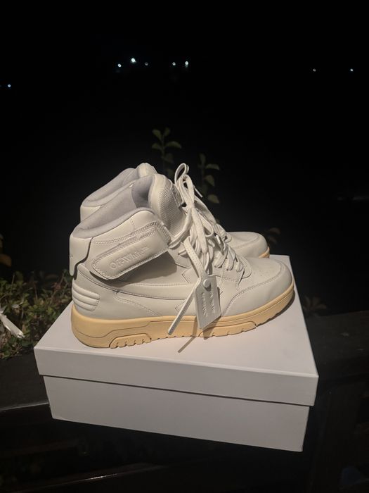 Off White Out Of Office Mid