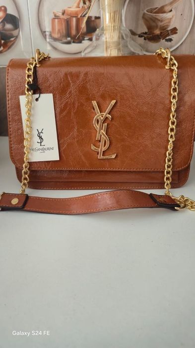 Gentuțe superbe la super reducere!