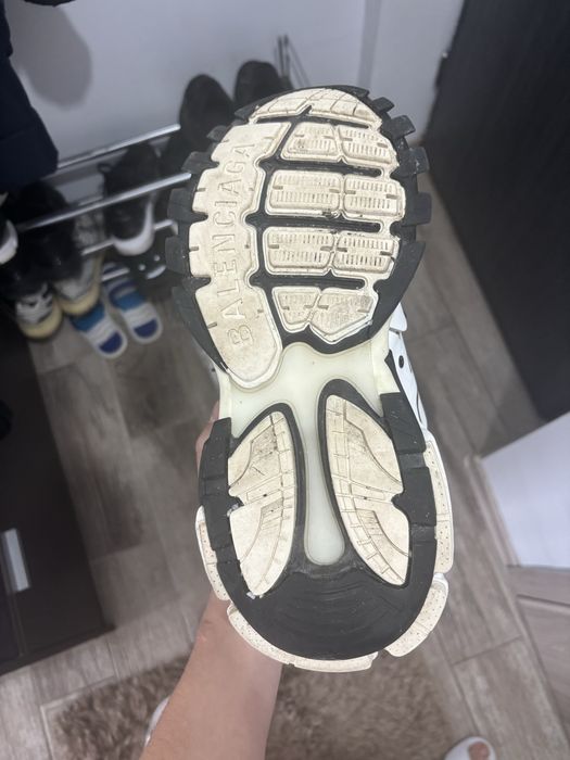 Balenciaga track