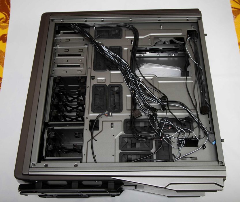 Carcasa NZXT Phantom 820 Full tower
