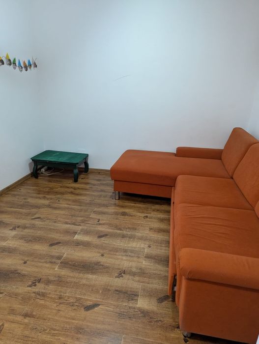 Apartament de inchiriat intrare floresti