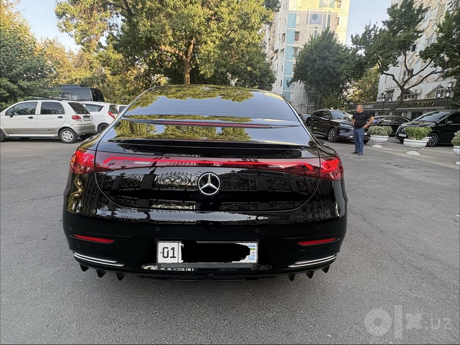 Мерседес EQE 350 сотилади
