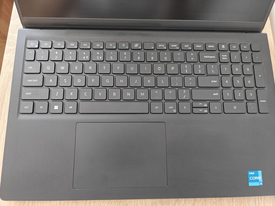 Laptop Dell Vostro 3530 – i3 Gen 13,  Garanție valabilă