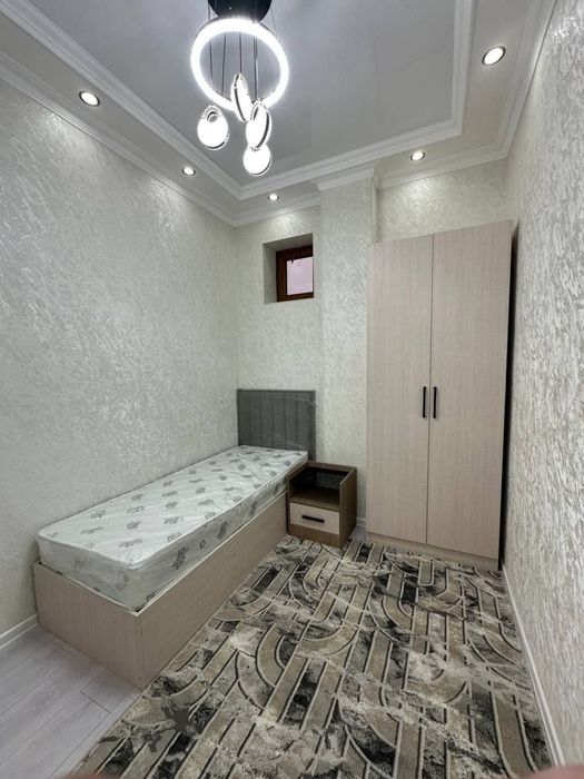 Срочно сотилади новостройка 79кв.м 3 хона 4 этаж 6 этажли домда.