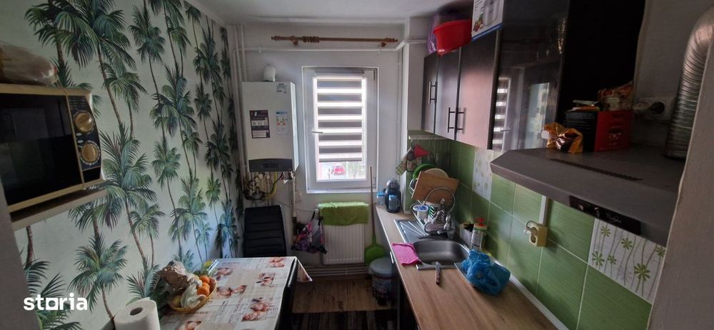 Apartament 3 camere, 54 mp, zona Craiovita Noua