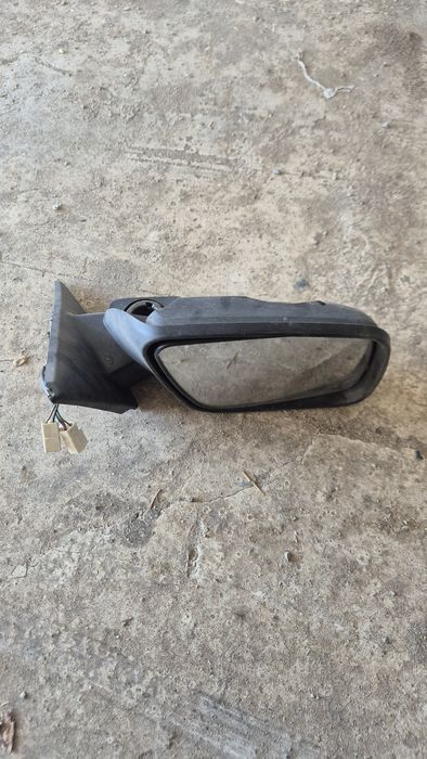 Боковое зеркало на Приору