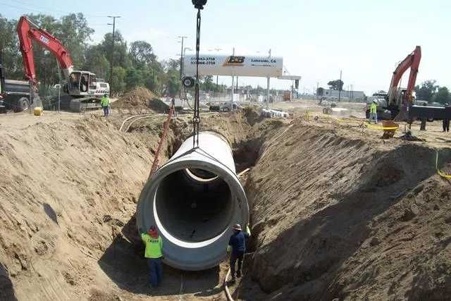 Установка труб, Установка колько, колодец,