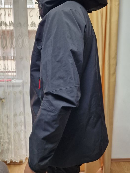 Geacă North Face Gore-tex Pro  Mărimea XL