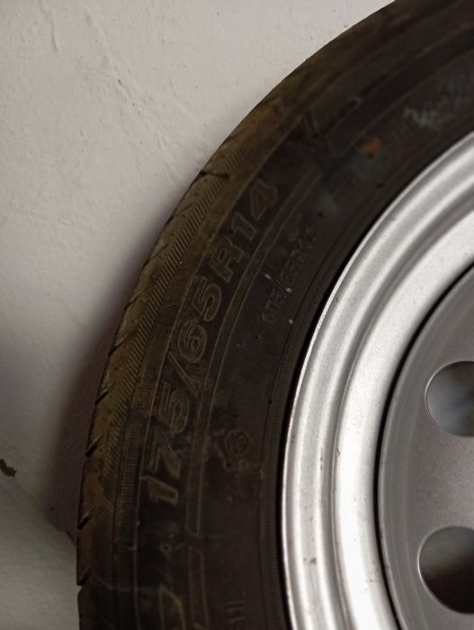 Продам колеса новый