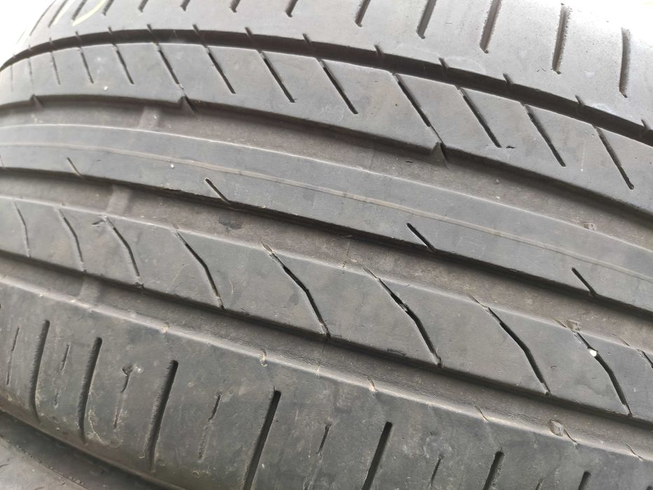 2бр Летни гуми 235 45 19 - Continental