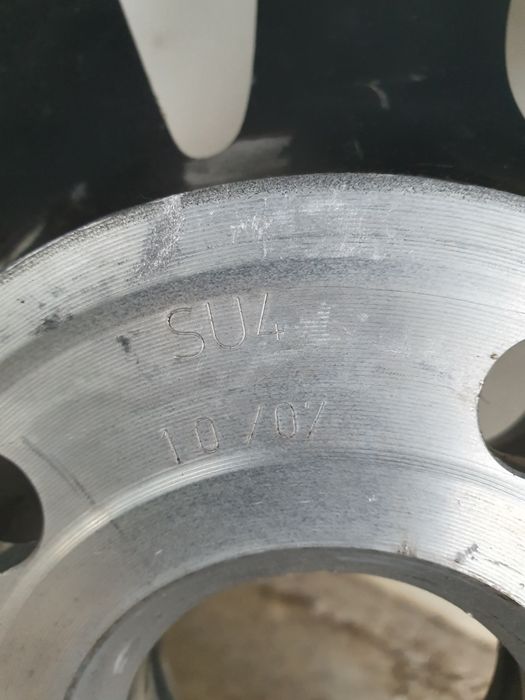 Vand o bucata janta NOUA vw ,16 " ,3C0 601 025 C cu anvelopa 215 55 16