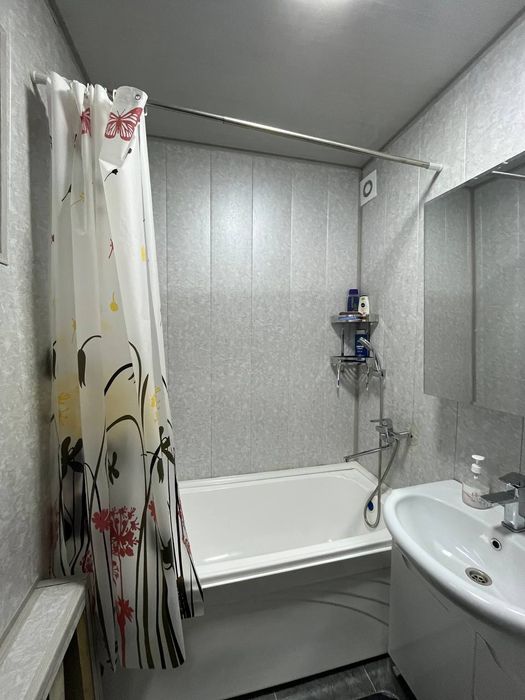 Продаётся 3- комнатная Квартира Ориентир Сингапур