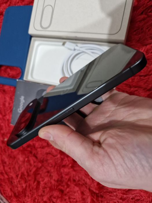 -Google Pixel 9, Nou, 128Gb, 12Ram, 10 cicluri incarcare, Negru, bat: