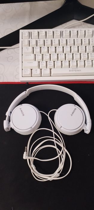 Продам Наушники Sony оригинал