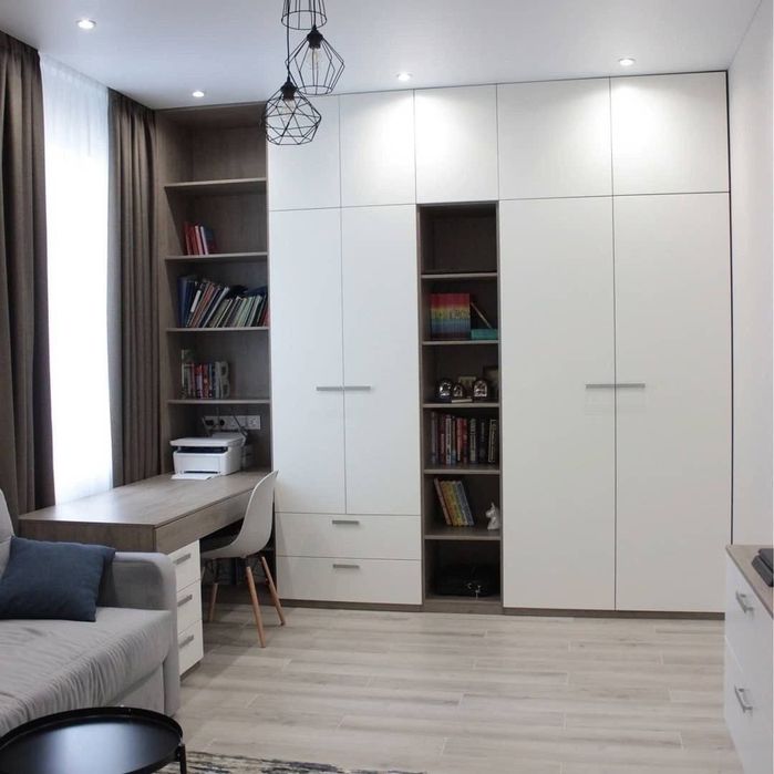 Дорого!! Қиммат!!