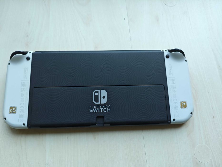 Nintendo Switch The Legend of Zalda Tears of the Kingdom Edition OLED