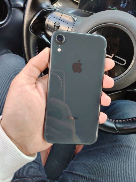 Iphone XR 64GB yaxshi holatda