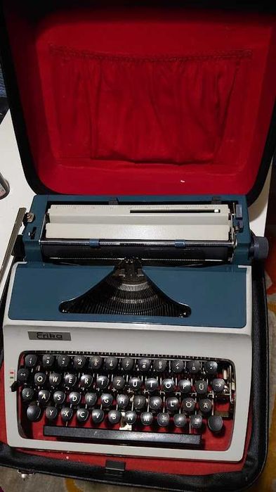 Пишеща машина Erika