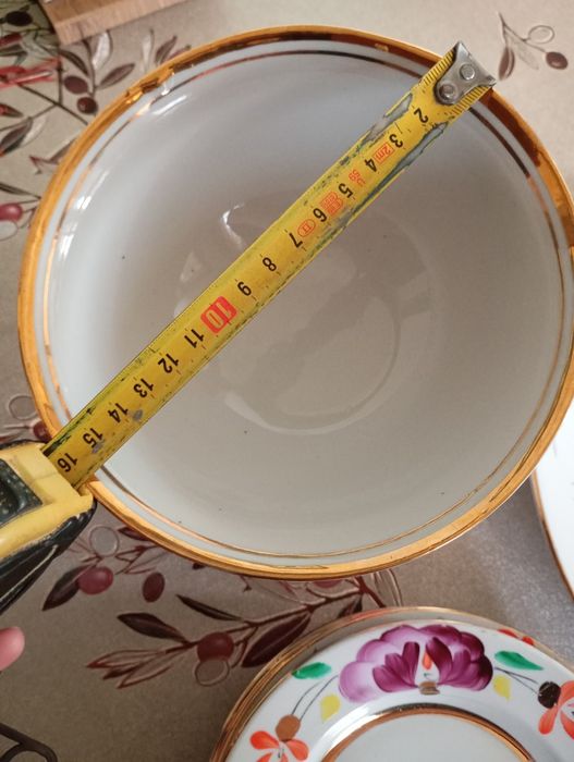 Продается столовый набор