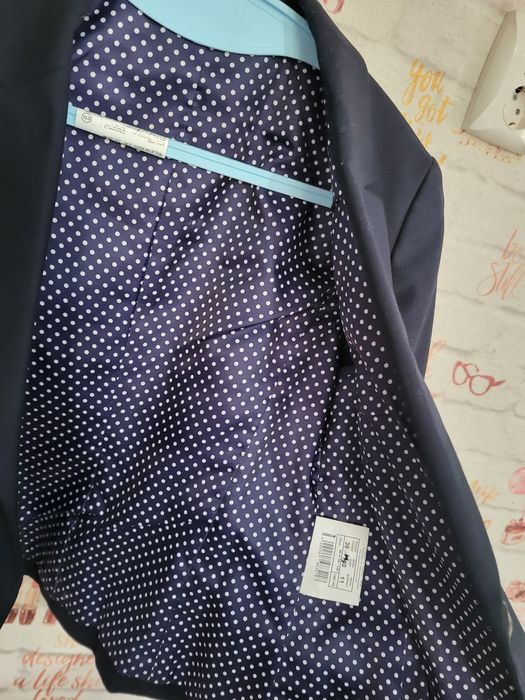 Продам формы школьные б.у.