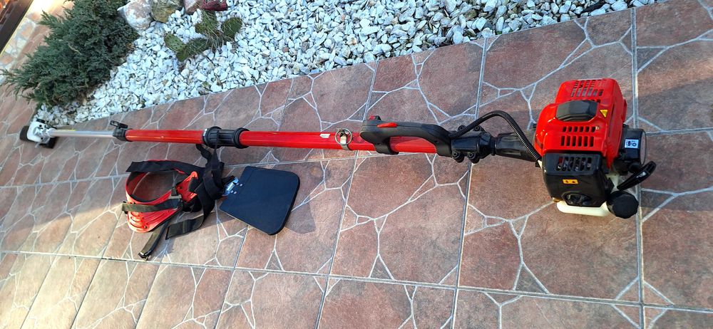 Vand drujba telescopica Hecht / benzina