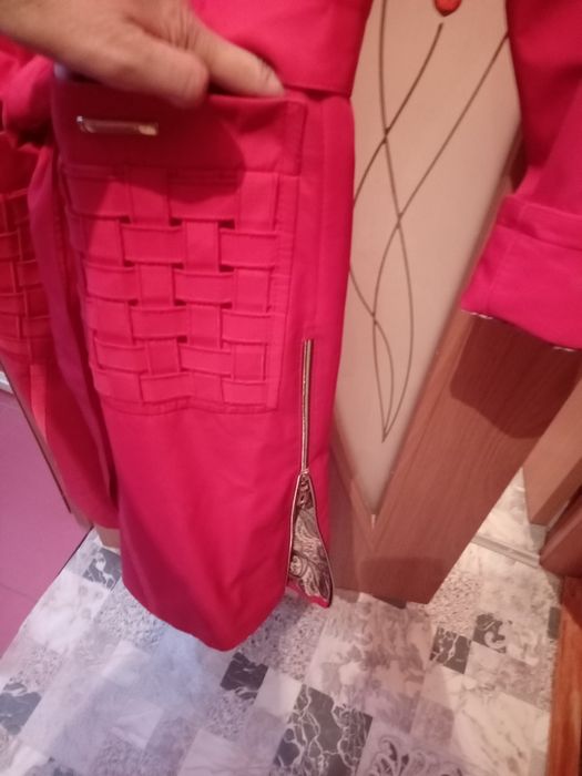 Продам женский плащ 50-52 размера
