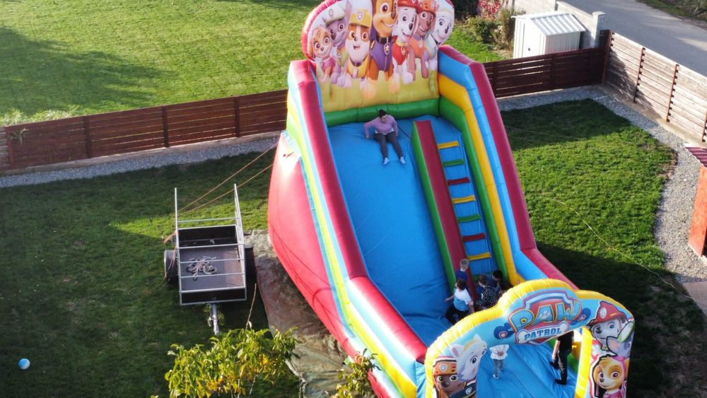 Topogan gonflabil de inchiriat