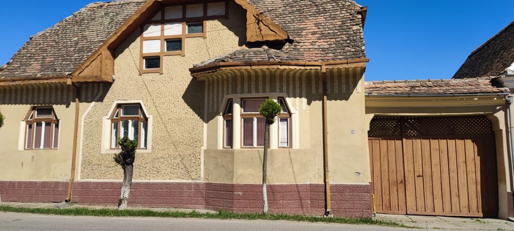 Casă Biertan, cu curte și grădină