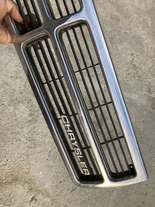 Маска за Крайслер