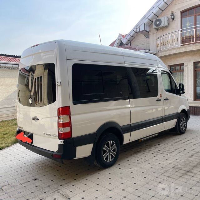 ZHONG TONG mikra avtobus