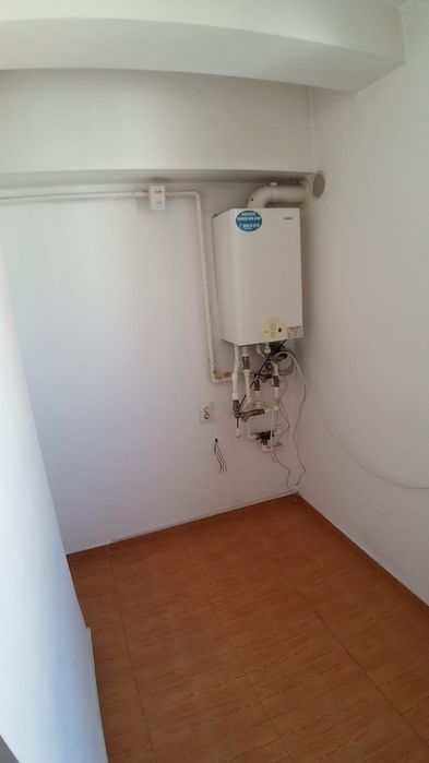 2 camere cu 2 bai