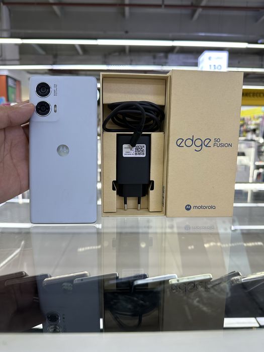 Edge 50 fuson 5G. 12/512