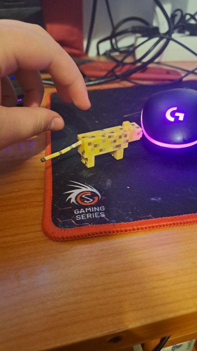 Ocelot                               .