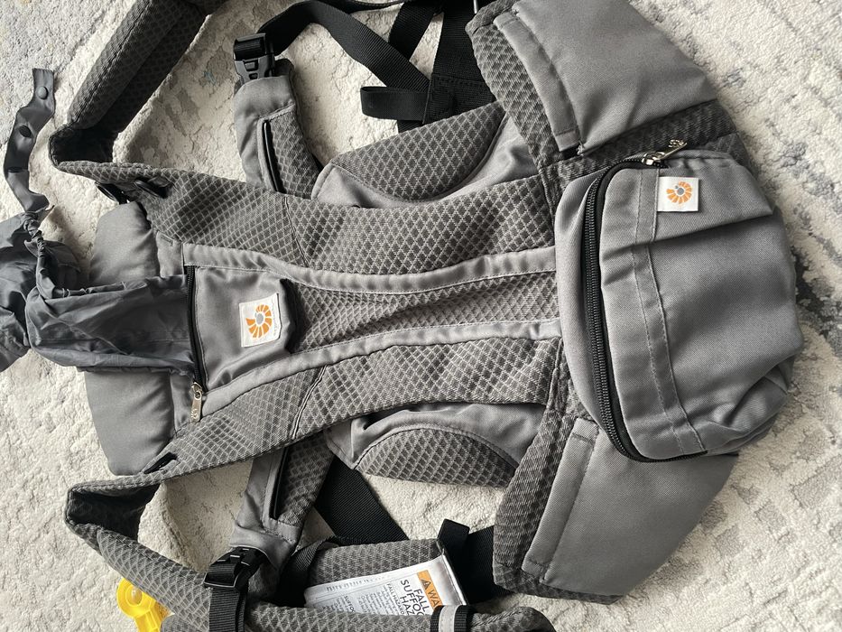 Ergobaby omni breeze