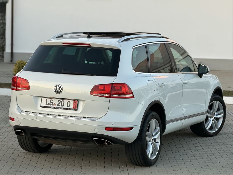 Vw Touareg 3.0 TDI 245cp 2013 Euro 5 Pano/DistronicPlus/Top