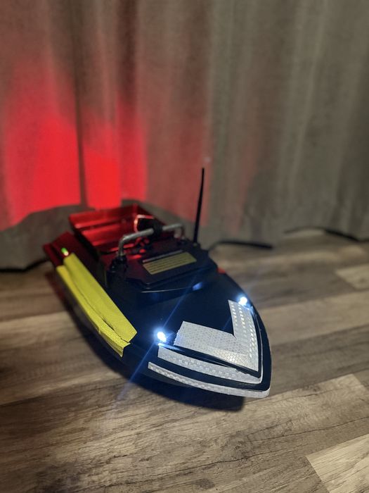 Лодка за захранка