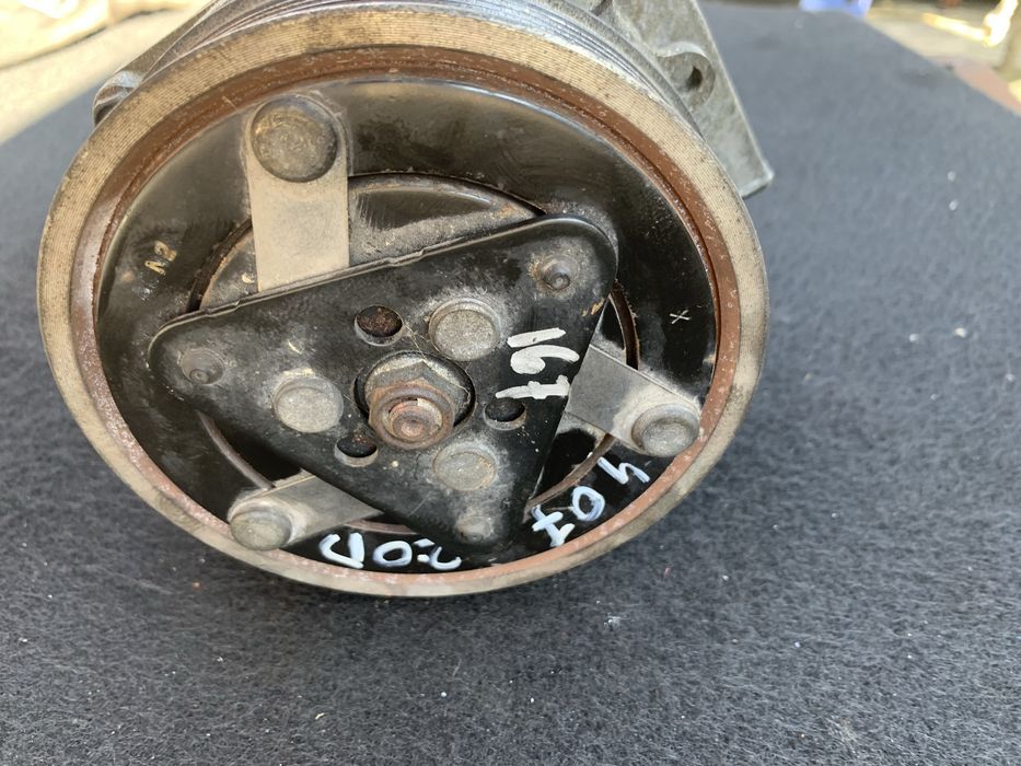 Compresor Clima AC Aer Conditionat Peugeot 407 2.0 HDI